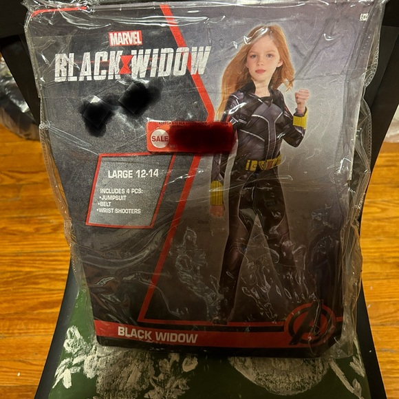 Marvel Black and Gold Superhero Costume for Kids - Picture 2 of 3